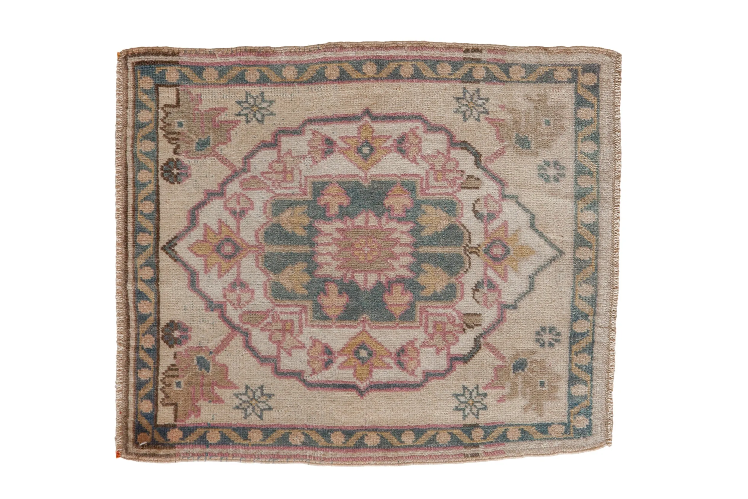 2x2.5 Vintage Distressed Oushak Square Rug Mat