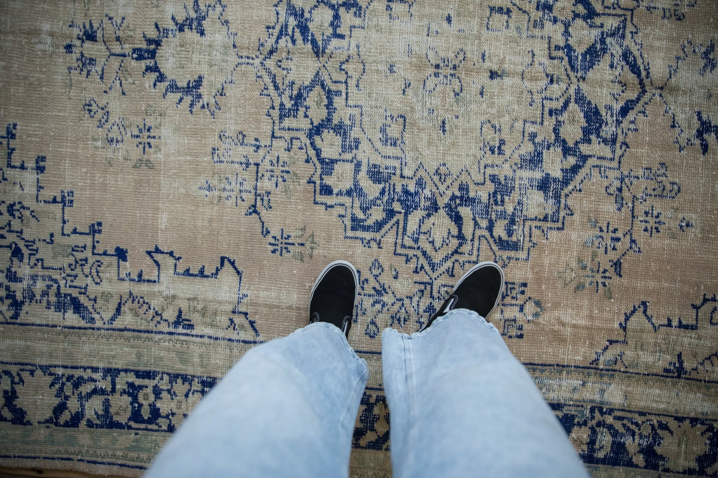 6.5x9.5 Vintage Distressed Oushak Carpet