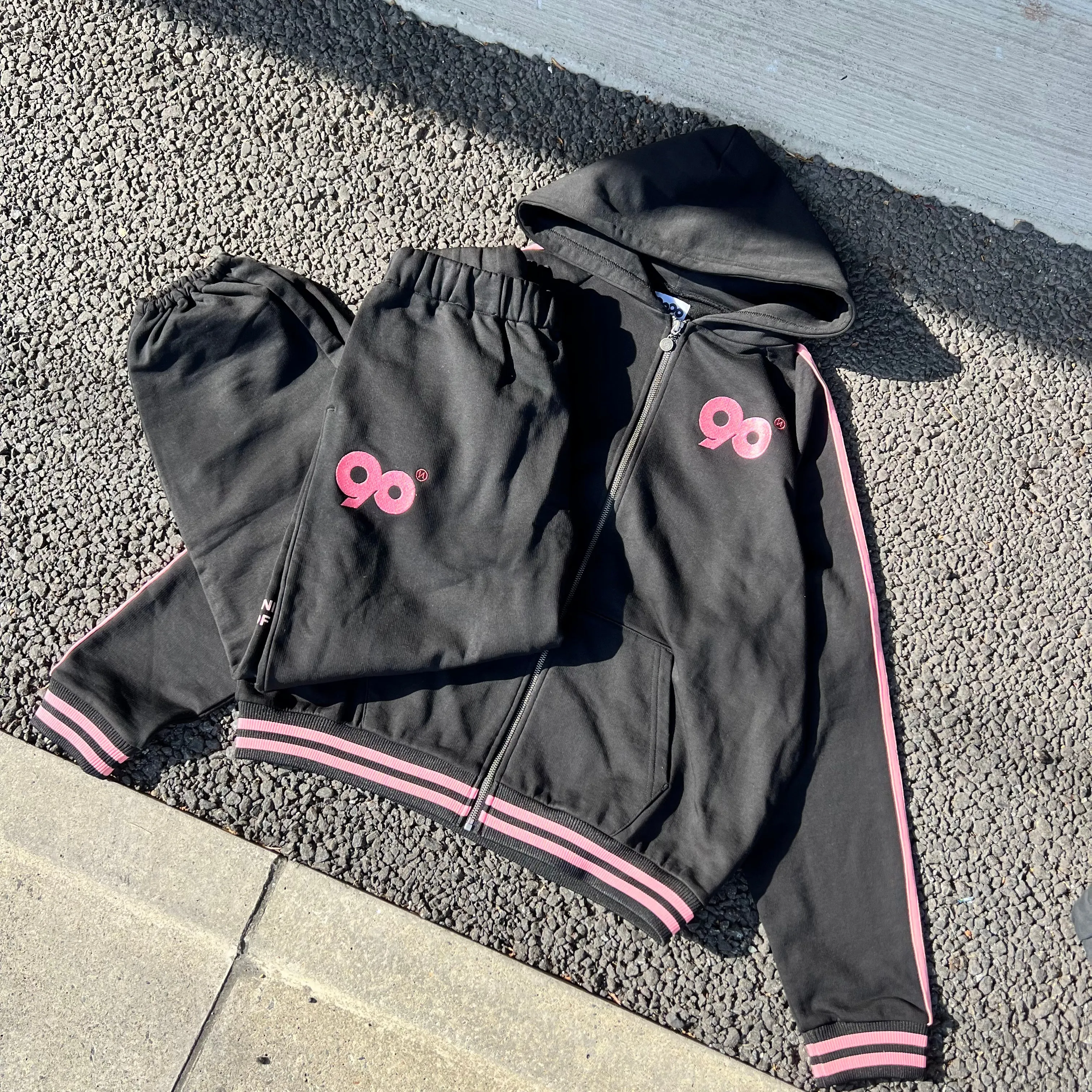 90 Logo Sweat Pants