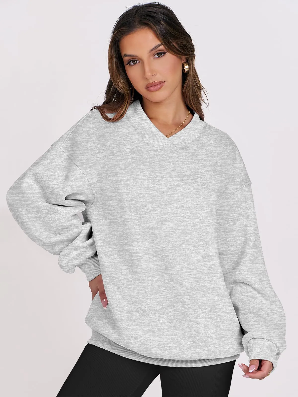 ANRABESS Womens Oversized V Neck Sweatshirt Fleece Long Sleeve Hoodies Pullover Comfy Top Outfits 2024 Teen Preppy Clothes Light Gray