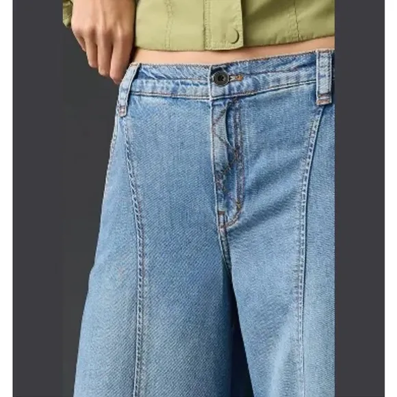 Anthropologie Pilcro Beach Cargo Mid-Rise Barrel Jeans Joggers Size 26