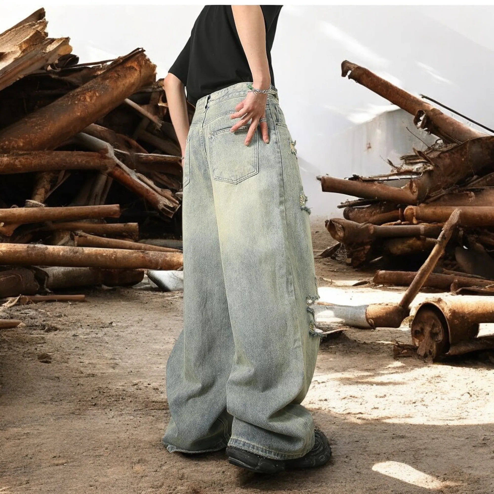 Baggy Distressed Denim Jeans
