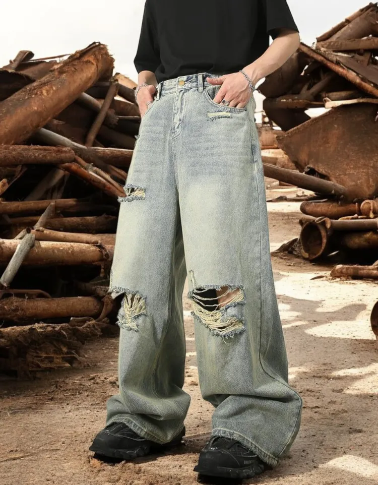 Baggy Distressed Denim Jeans