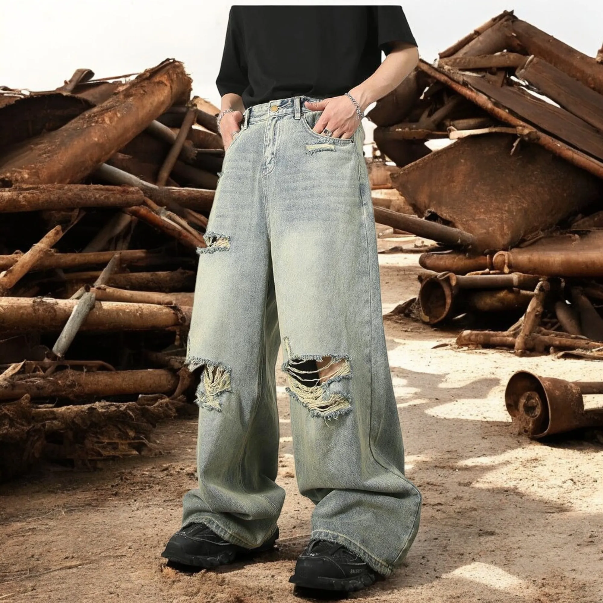 Baggy Distressed Denim Jeans