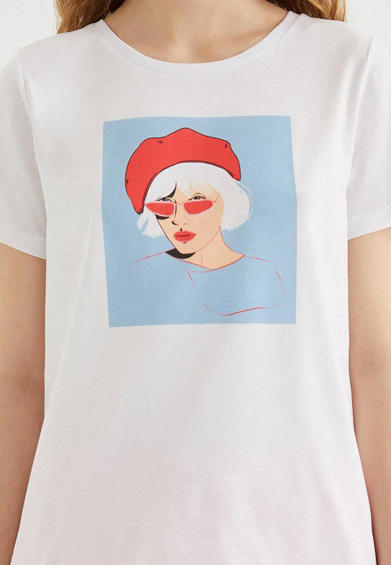 Beyaz Baskılı Bisiklet Yaka Pamuklu Regular Fit Kadın T-Shirt SUNGLASSES