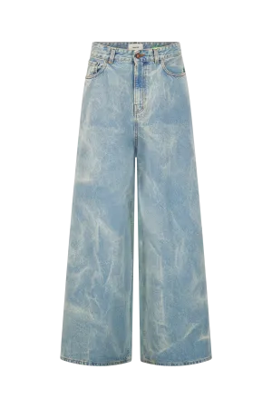Big Bethany - Bleach Blue