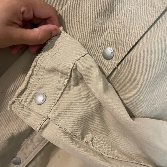 BLANK NYC Fray Edge Shacket in Zoo fair Beige Denim Oversized