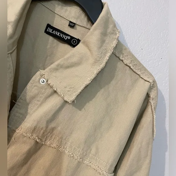 BLANK NYC Fray Edge Shacket in Zoo fair Beige Denim Oversized