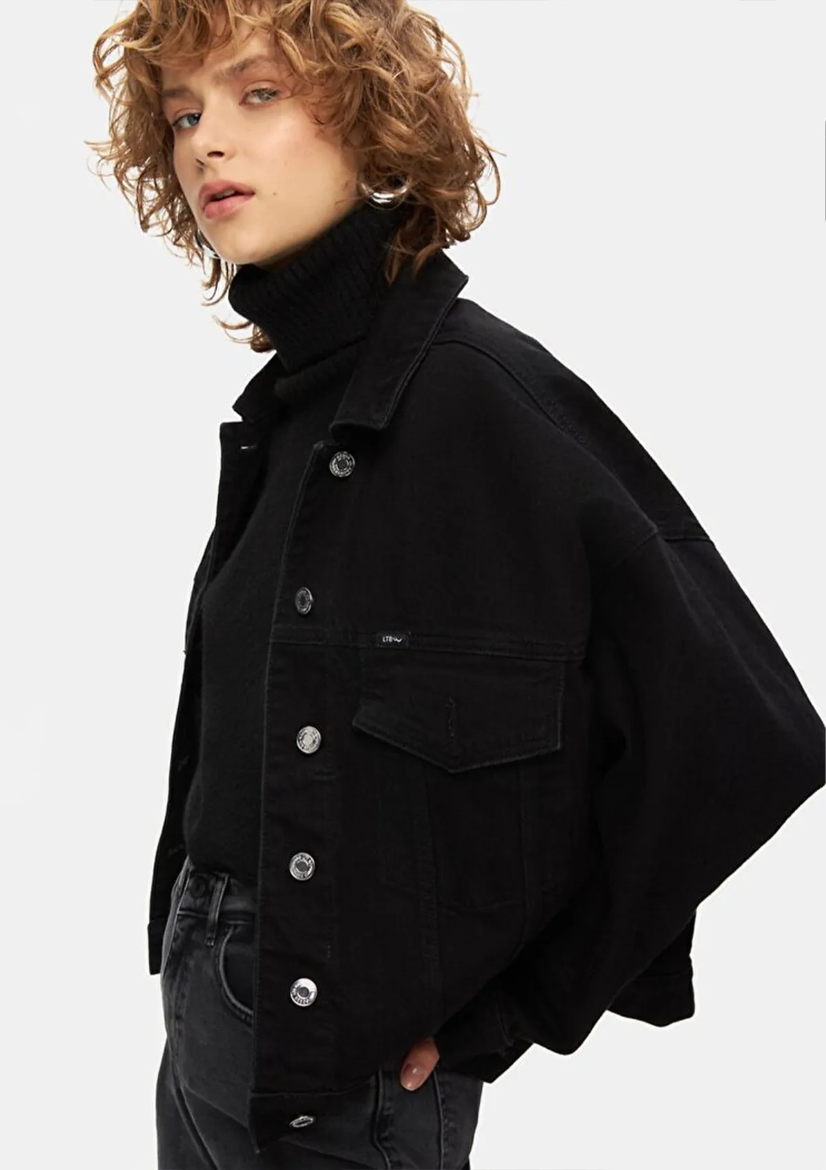 Celia Black Oversized Jacket