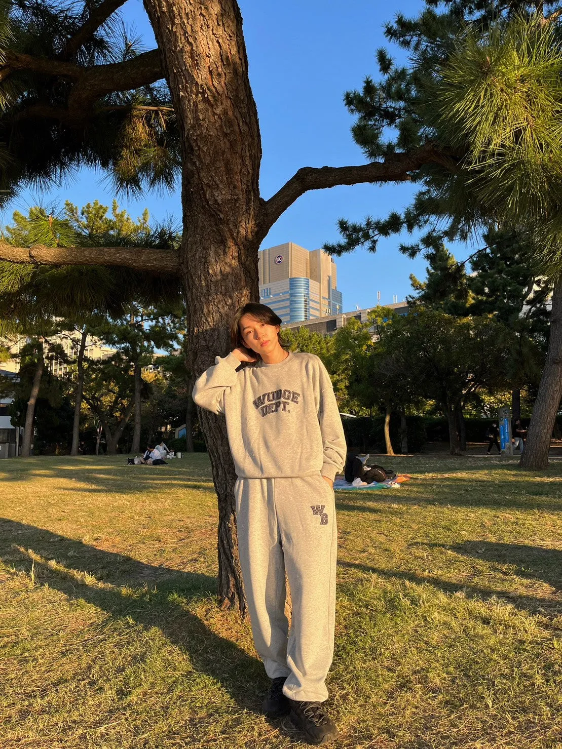 college logo sweat pants