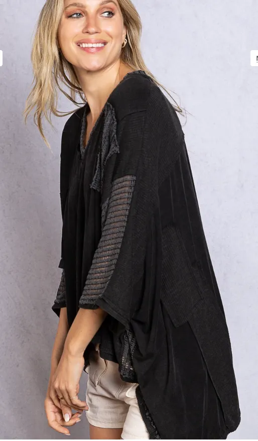 Cute Oversized Hi-Low V-Neck Top in Mineral Washed Black
