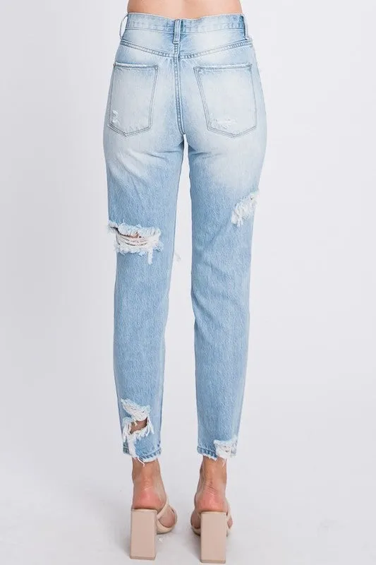 Distressed High-Waisted Rigid Mom Jeans – Retro-Inspired with a Comfortable Fit