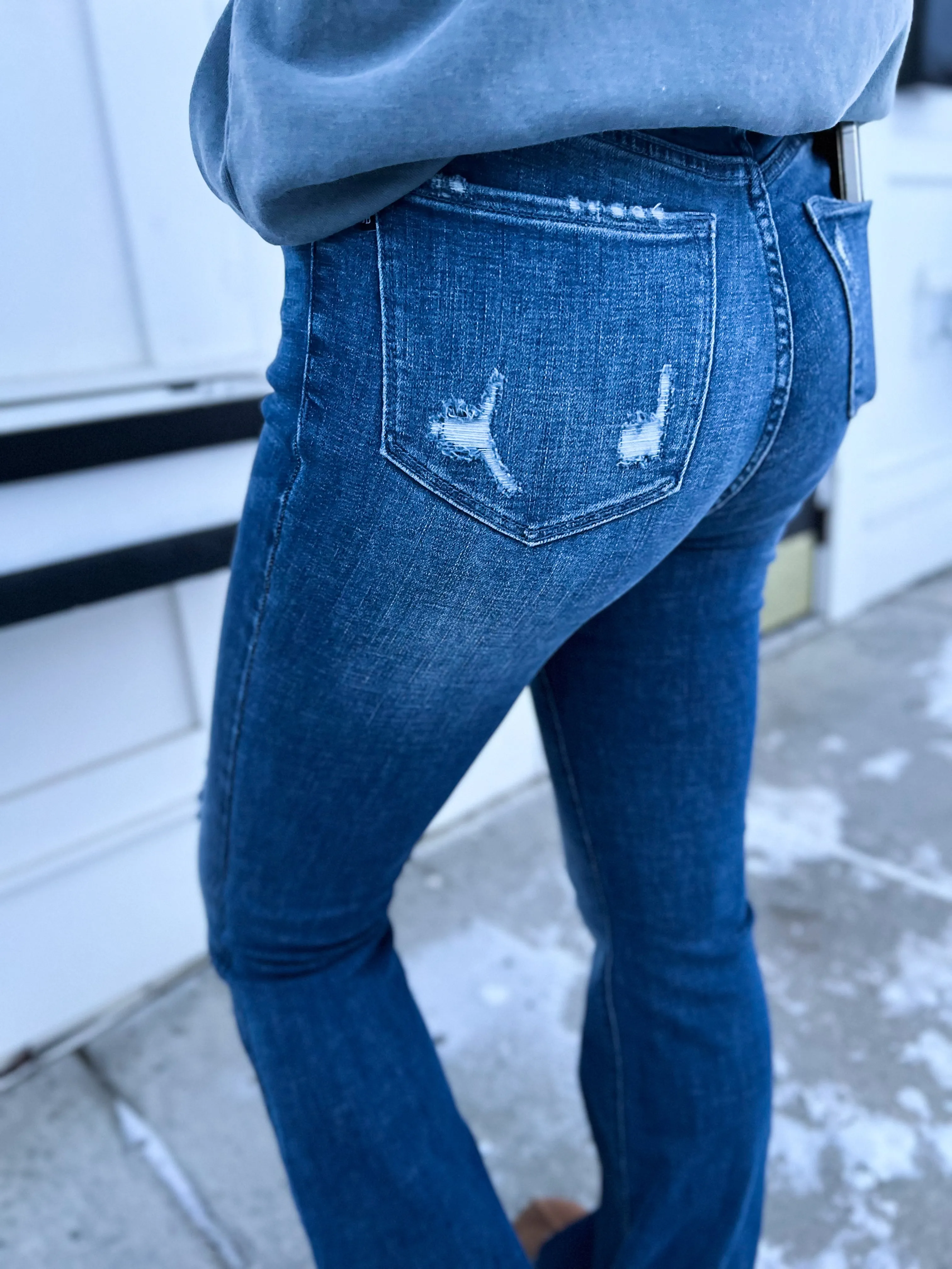 Elyse HW Contrast Distressed Flare