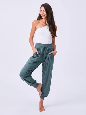 Exhale Cuffed Yoga Pant - Sage