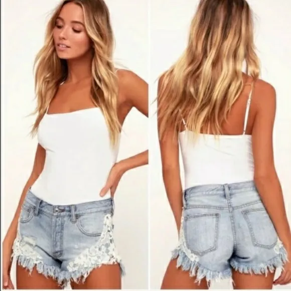 Free People Good Vibes Lace Hem Distressed Denim Shorts 27‎