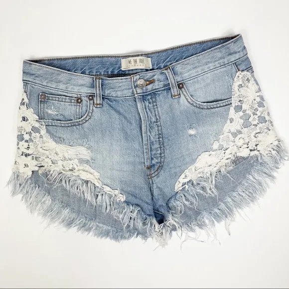 Free People Good Vibes Lace Hem Distressed Denim Shorts 27‎