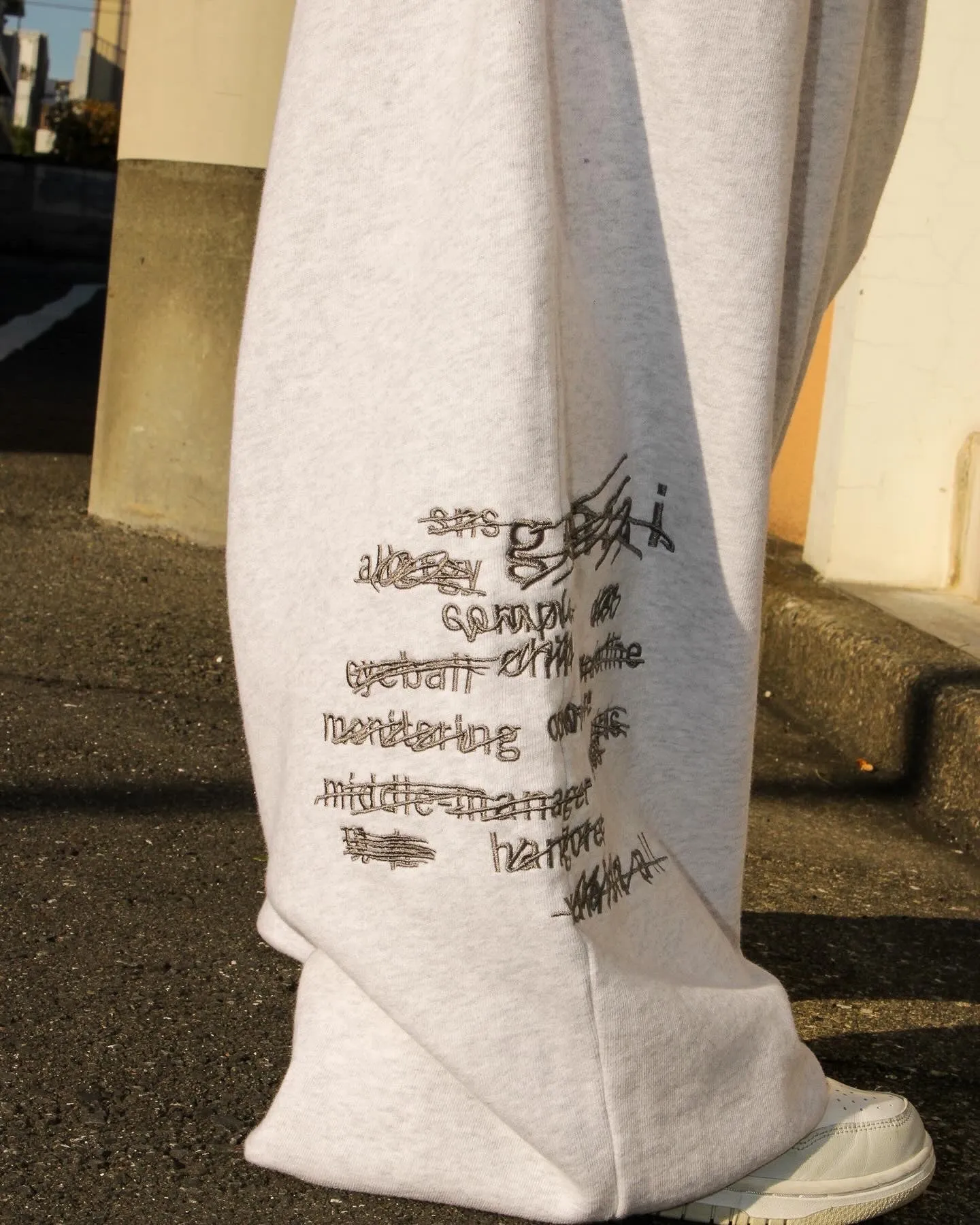 genzai Vanish Logo Sweat Pants