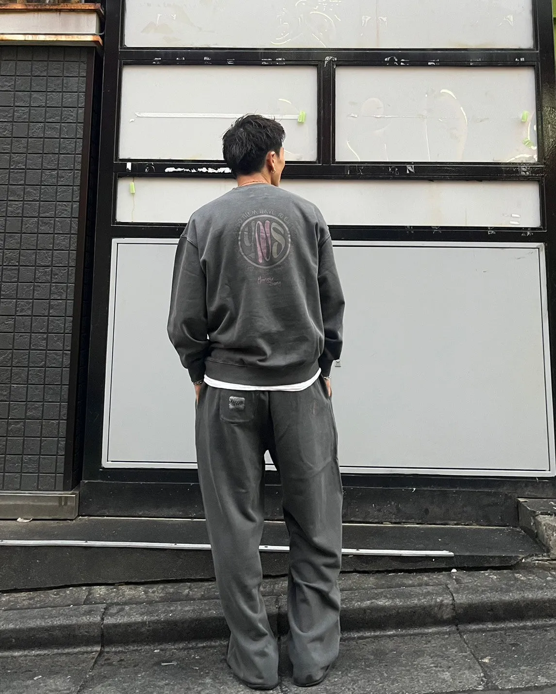 glove logo sweat pants
