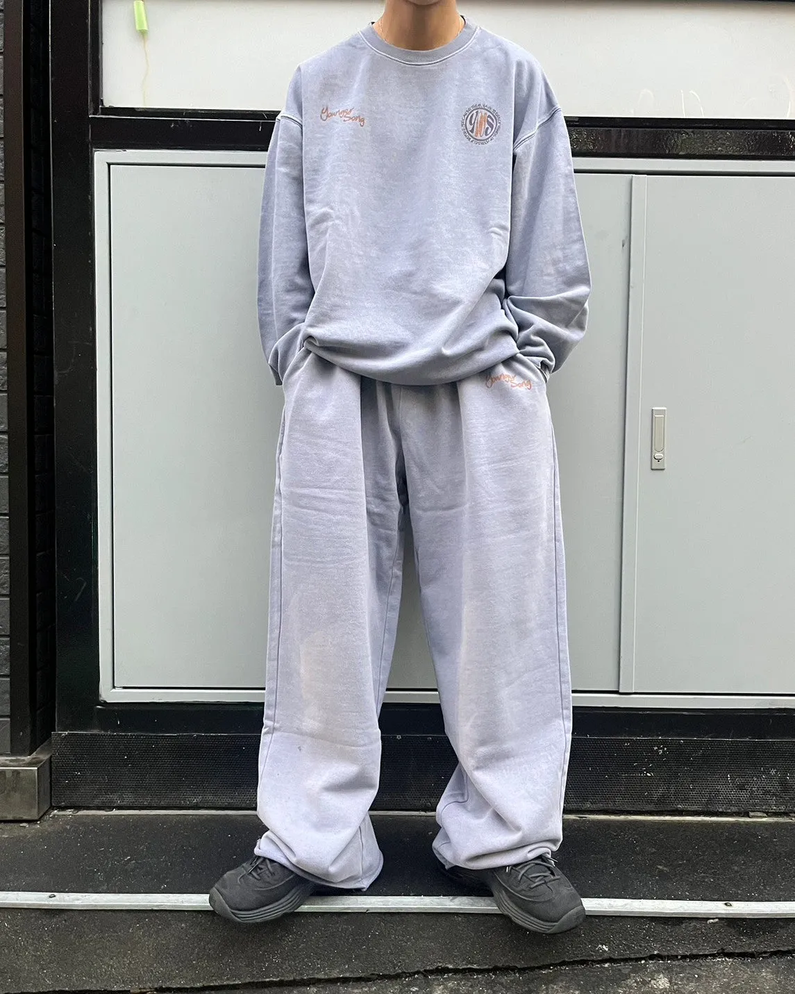 glove logo sweat pants