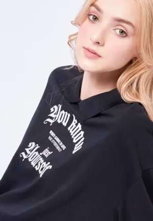 Graphic Sweatshirt with Polo Collar