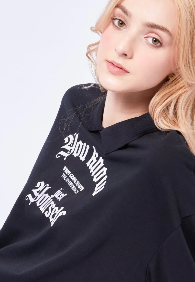 Graphic Sweatshirt with Polo Collar