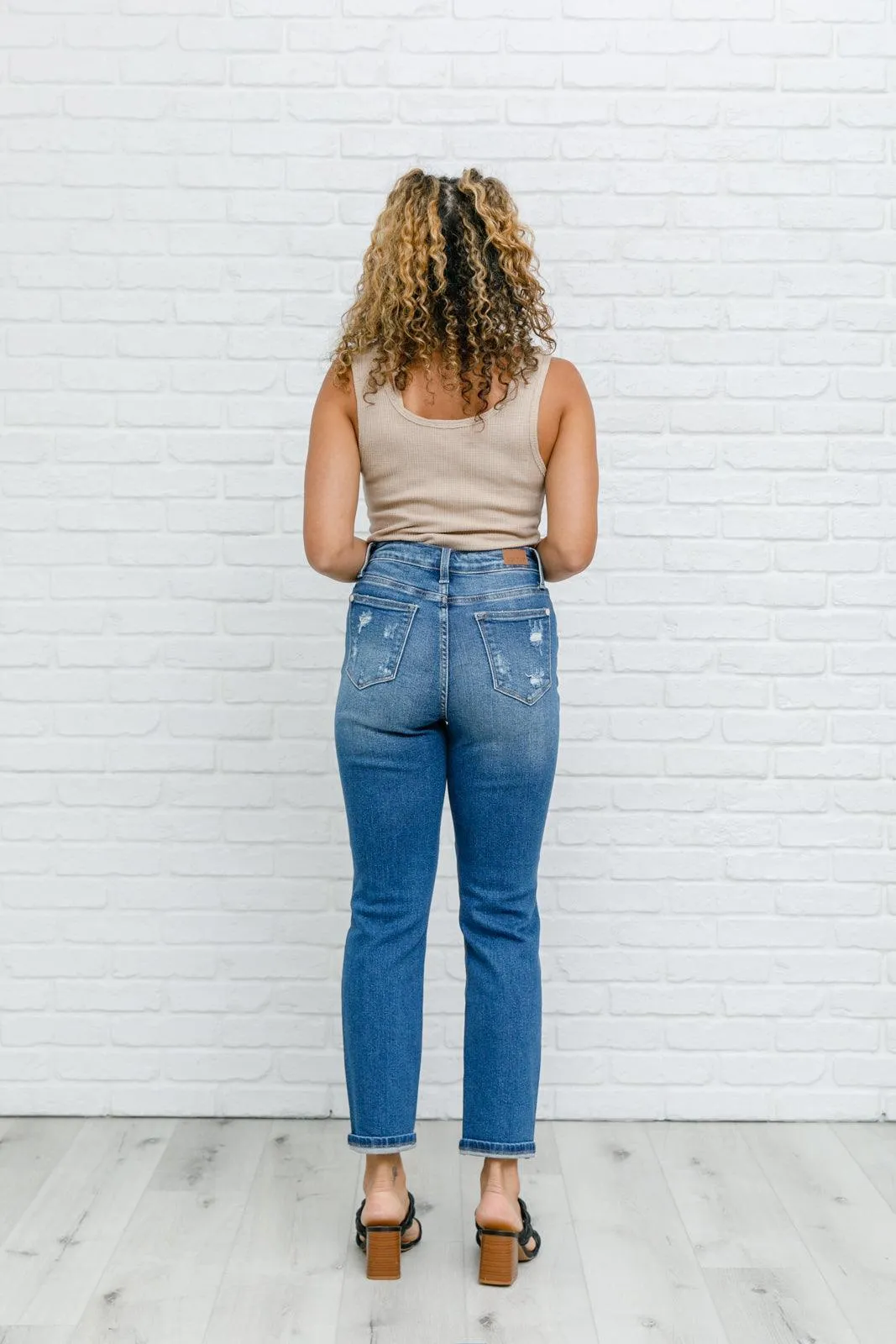 Hazel Blues® | Hi-Rise Rainbow Embroidery Cropped Straight Leg Jeans