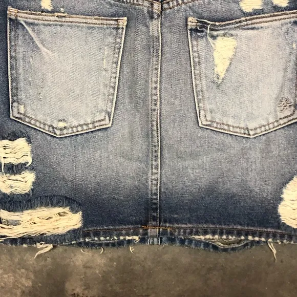 Lovers   Friends Distressed Light Wash Mini Jean Denim Skirt