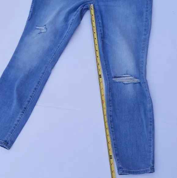 Lucky Brand Ava Denim Distressed skinny Jeans 6/28