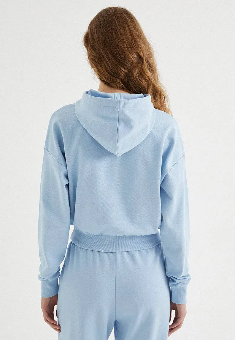 Mavi Kapüşonlu Pamuklu Regular Fit Kadın Sweatshirt ENJOY CROPPED HOODIE