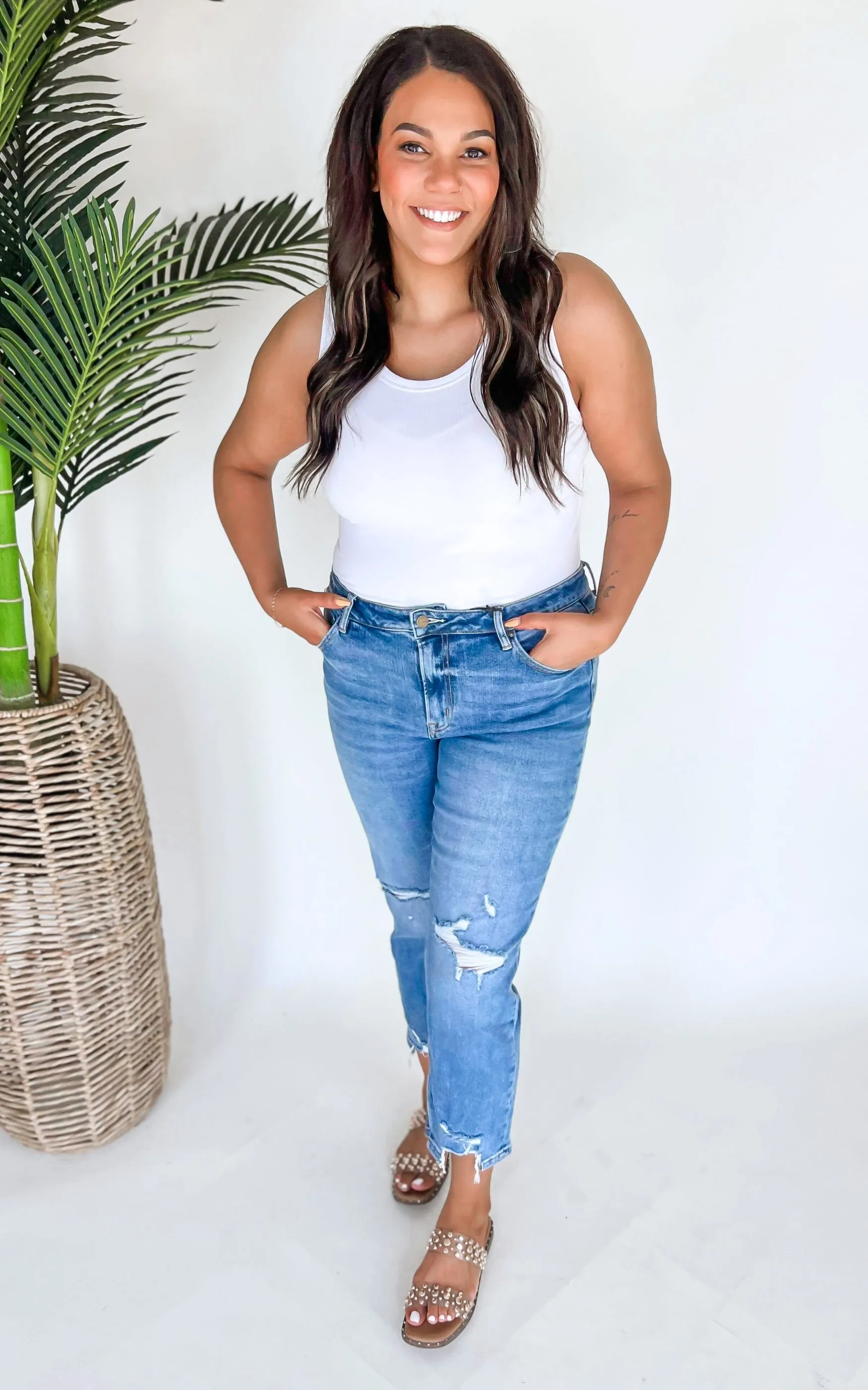MICA | High Rise Ankle Straight w/ Side Slit Denim Jeans**