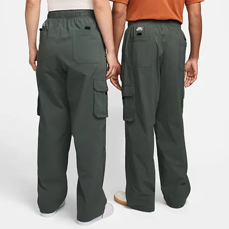 Nike SB Elastic Waist Kearny Cargo Skate Pants