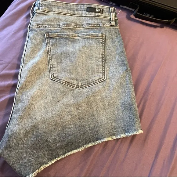 NWT Kut From The Kloth High Rise Gidget Fray Short Size 20W