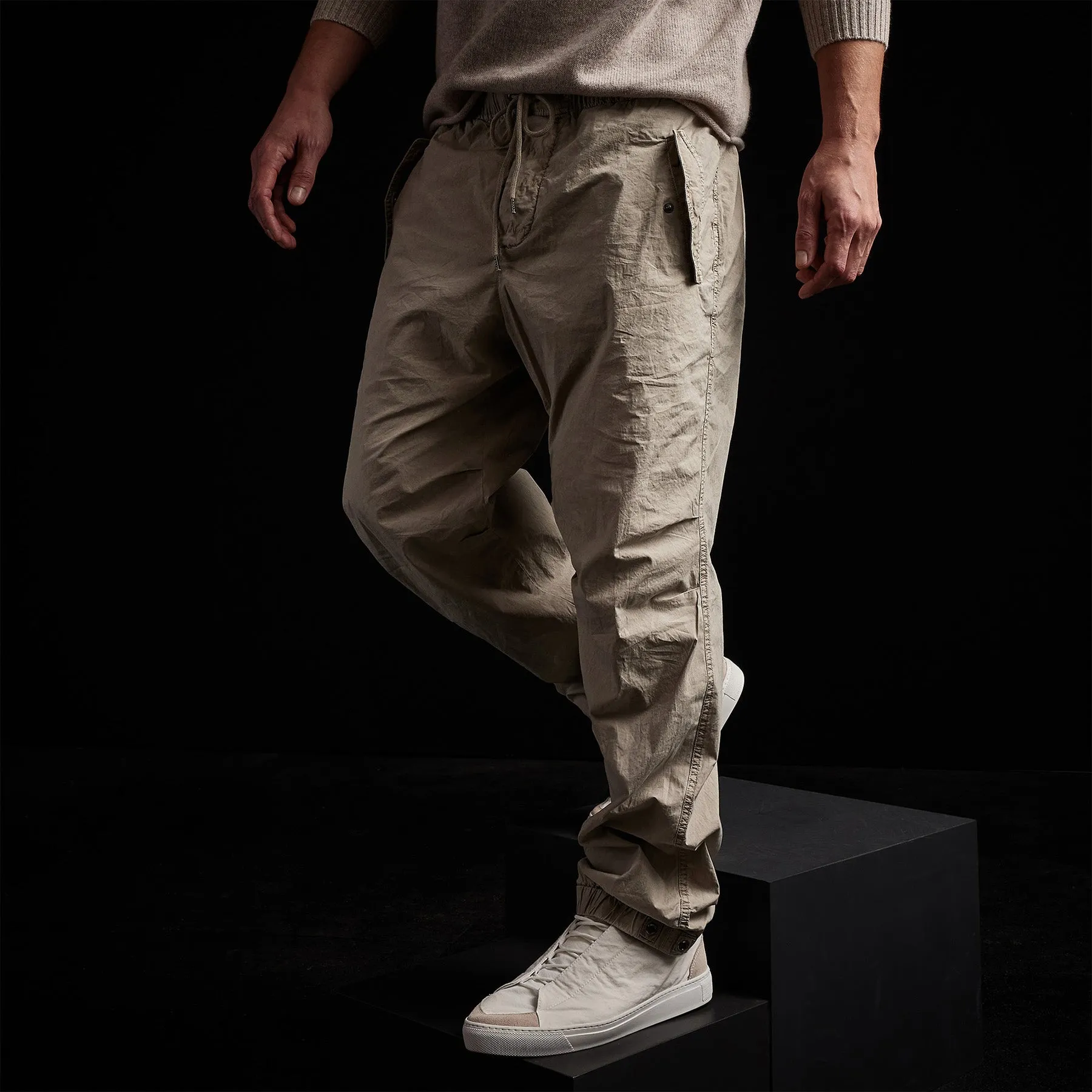 Parachute Flight Pant - String Pigment