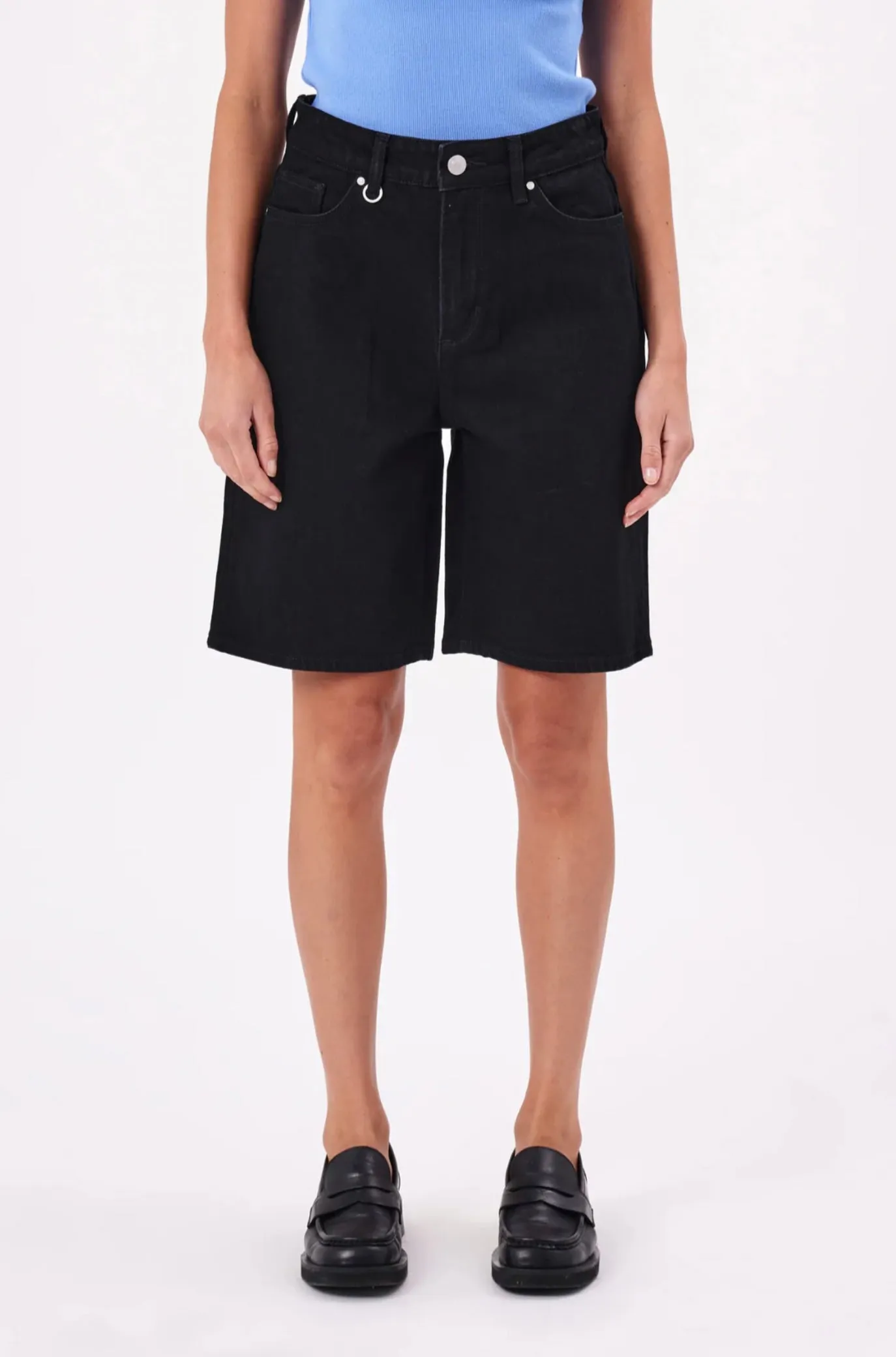 Phoebe Short Jet Black