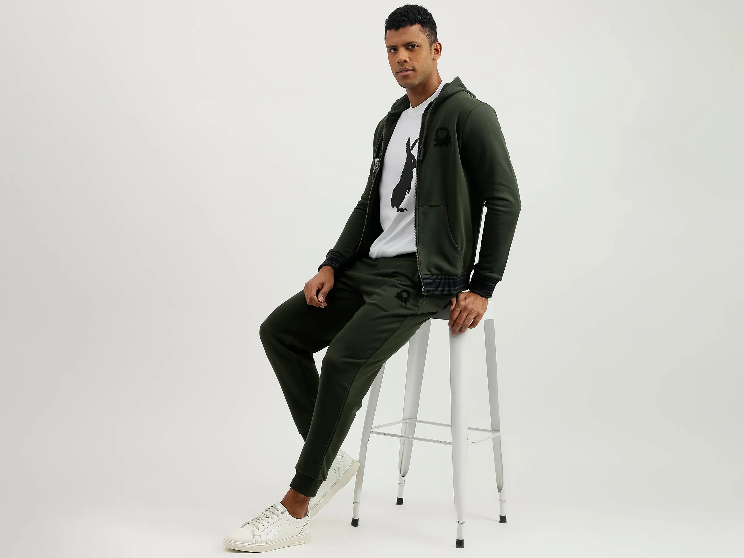 Regular Fit Hooded Solid Sweatshirt