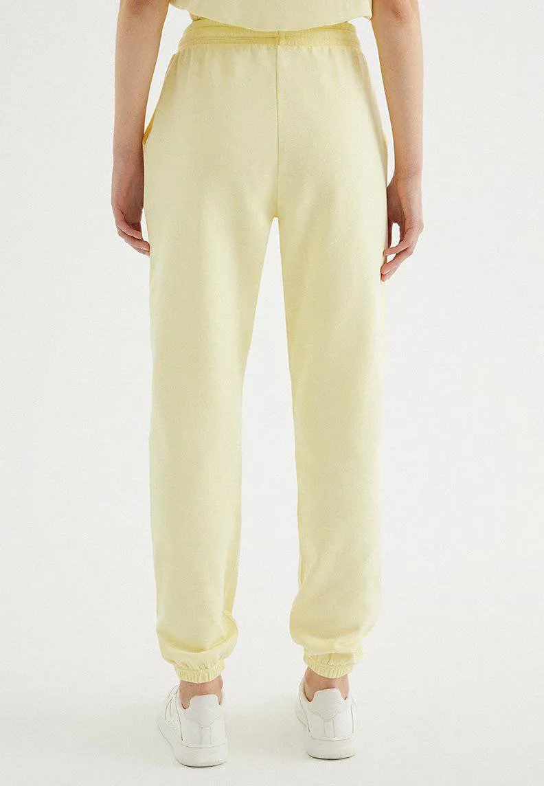 Sarı Pamuklu Regular Fit Lastikli Paça Kadın Eşofman Altı ENJOY CUFFED JOGGER