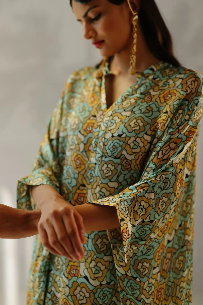 Short kaftan mist set