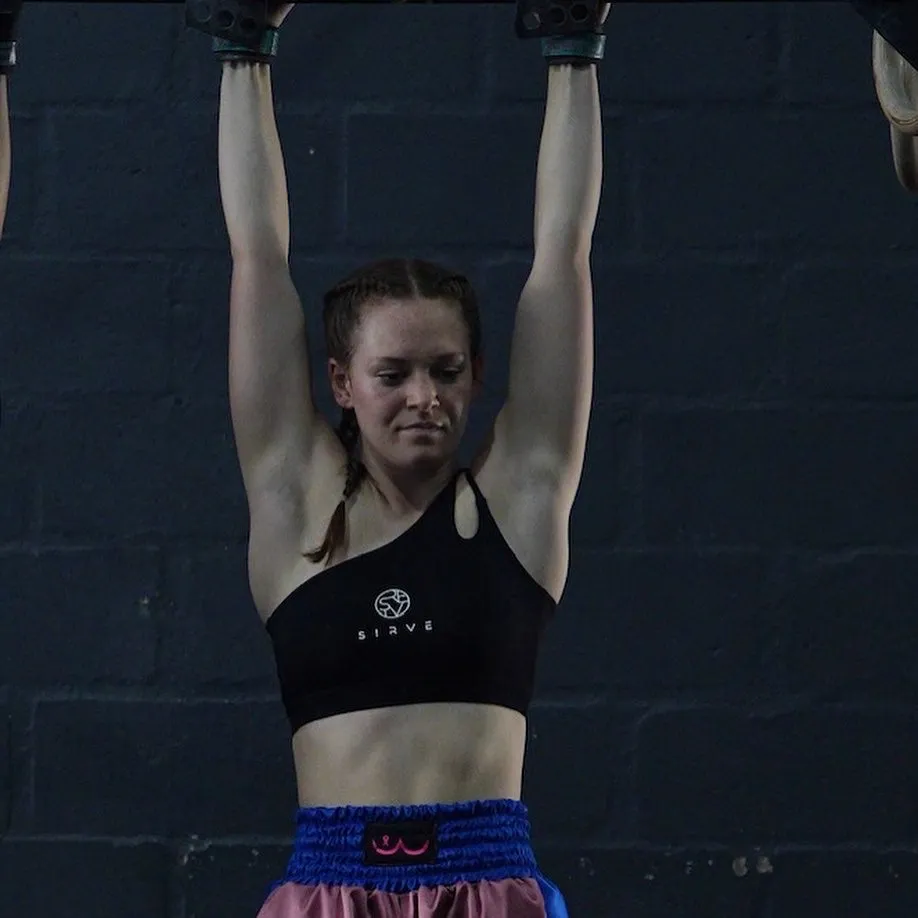 Sirve Asymmetric sports bra