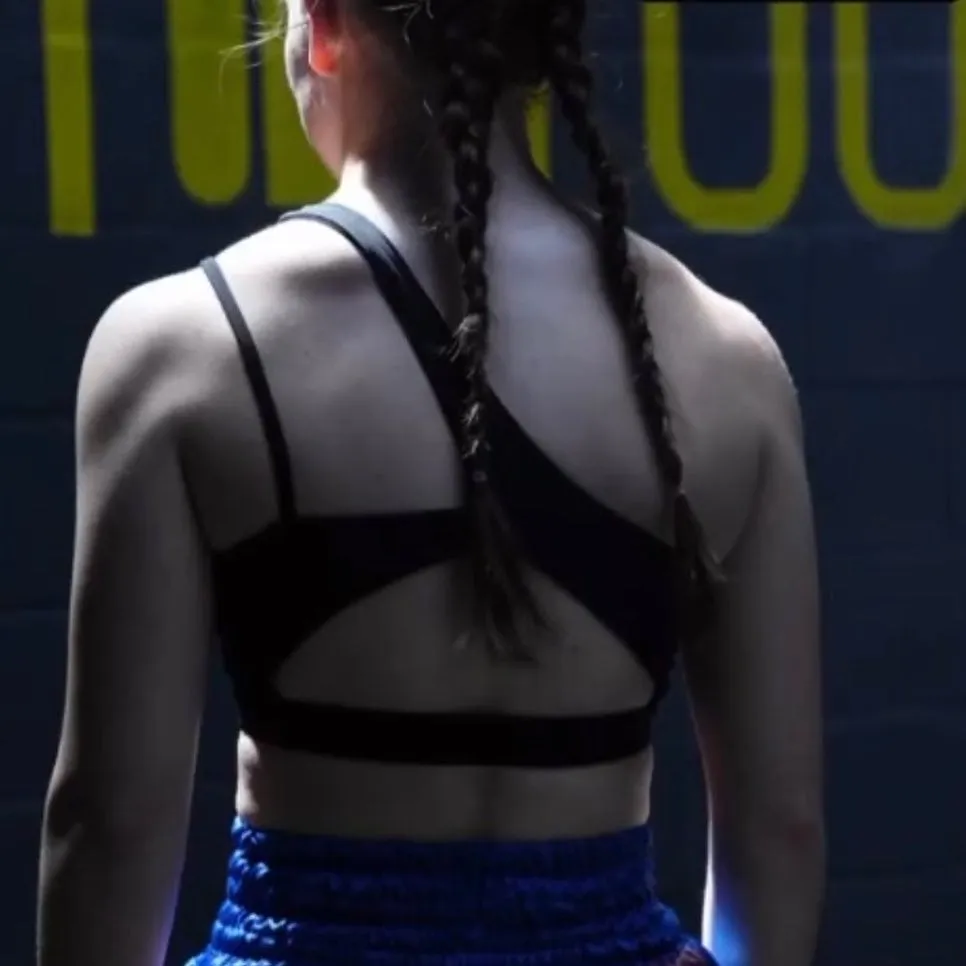 Sirve Asymmetric sports bra