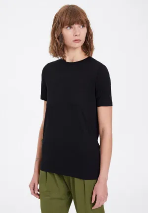 Siyah Basic Bisiklet Yaka Viskon Kadın T-Shirt ESSENTIALS CREW NECK LOOSE