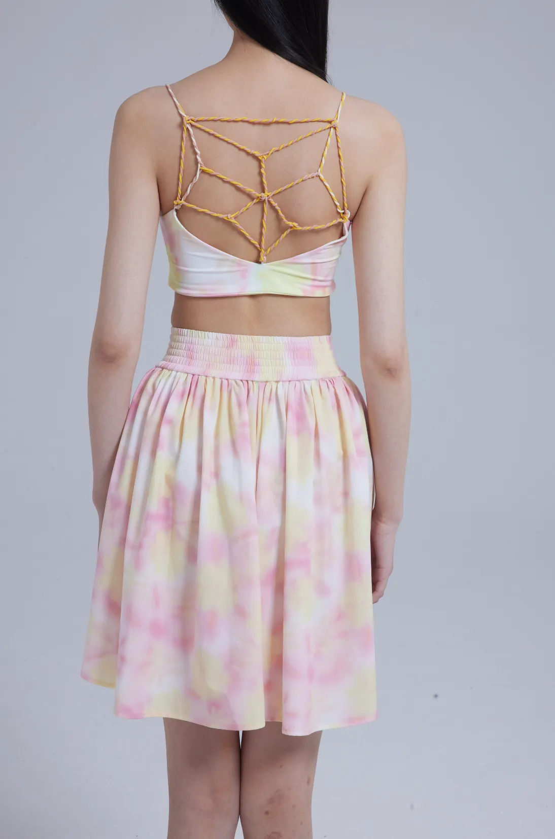 SPORTS BRA TOP WITH TWISTED STRAP