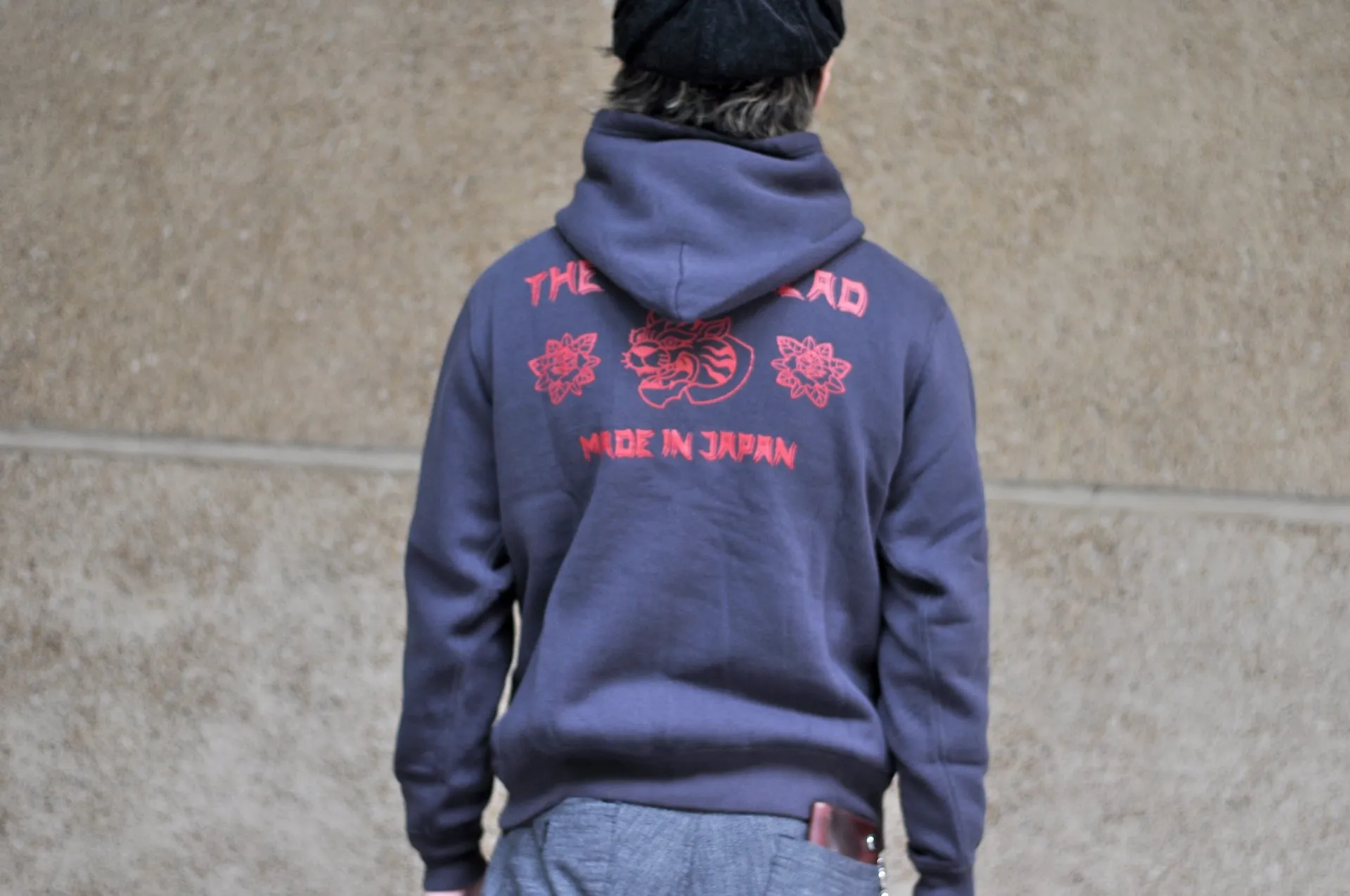 The Flat Head 11oz "Tiger" Loopwheeled Pull-Over (Black)