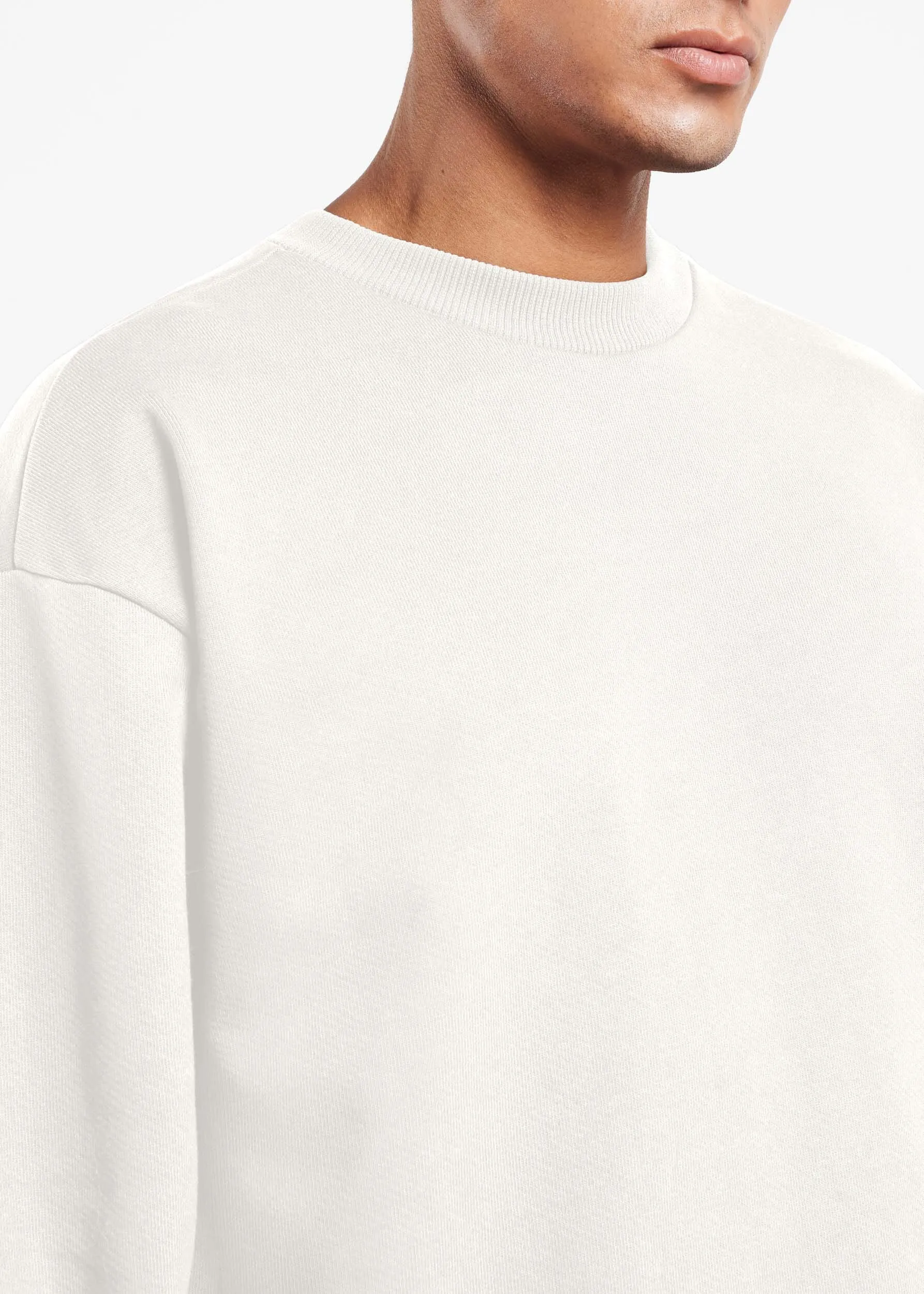 THE GIVING MOVEMENT OVERSIZED SWEATSHIRT