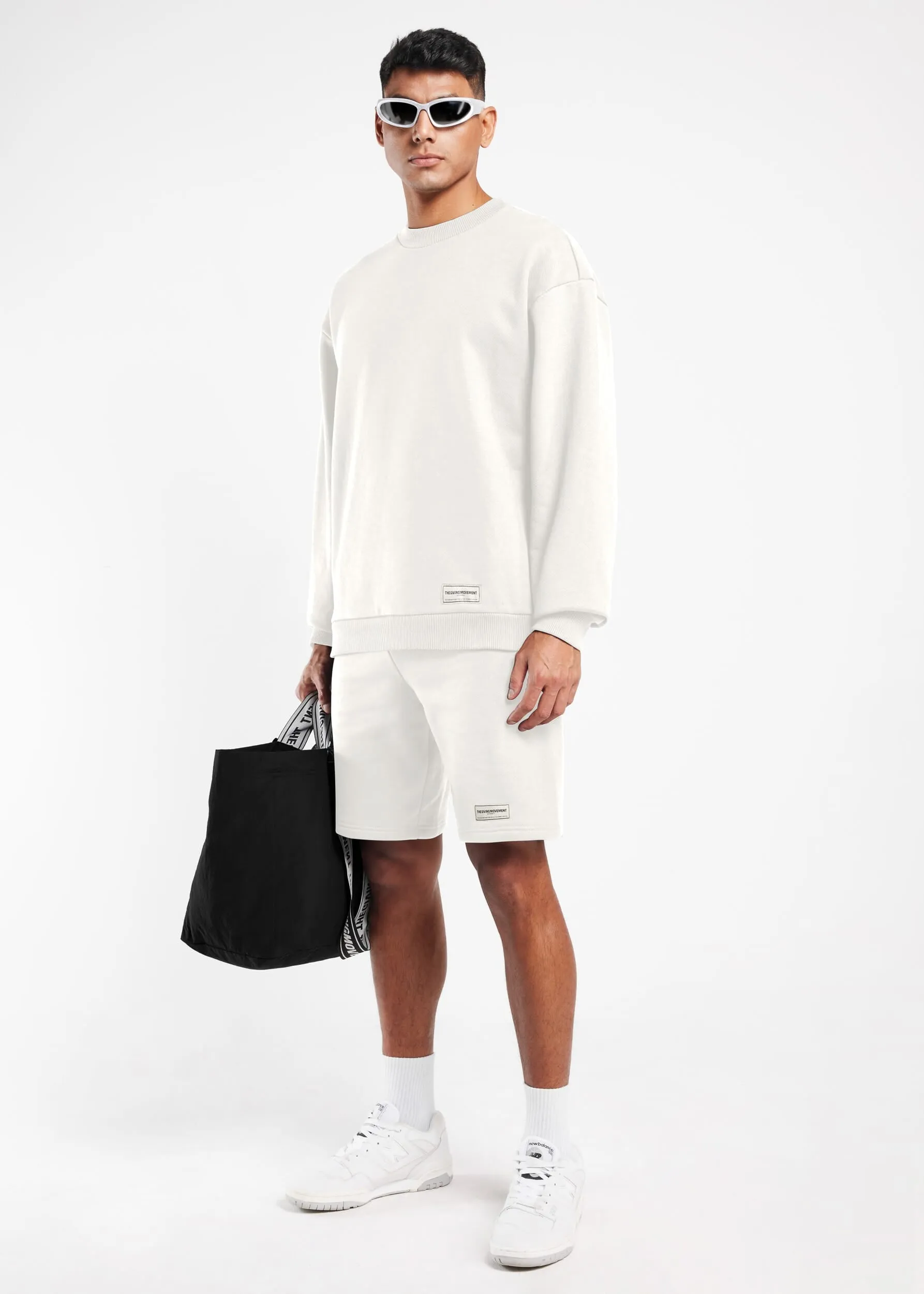 THE GIVING MOVEMENT OVERSIZED SWEATSHIRT