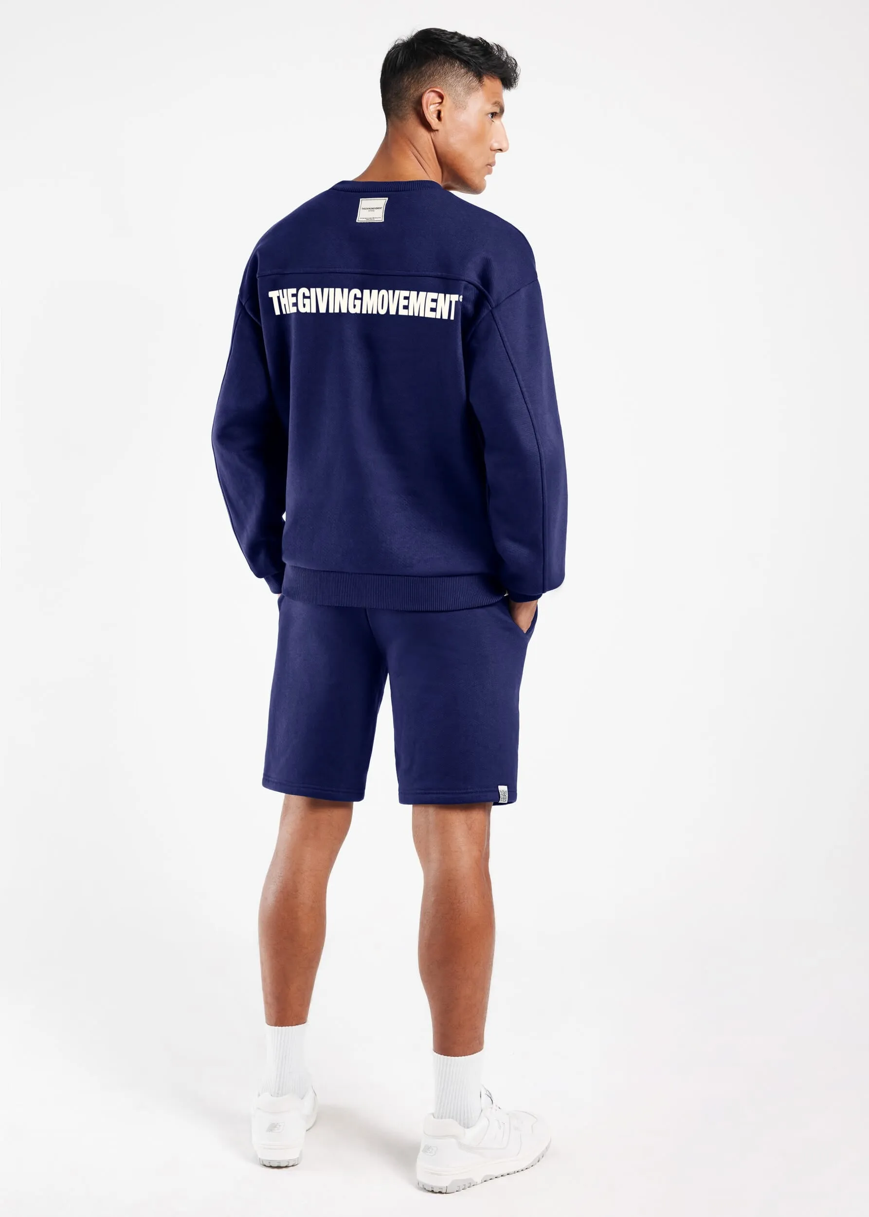 THE GIVING MOVEMENT OVERSIZED SWEATSHIRT