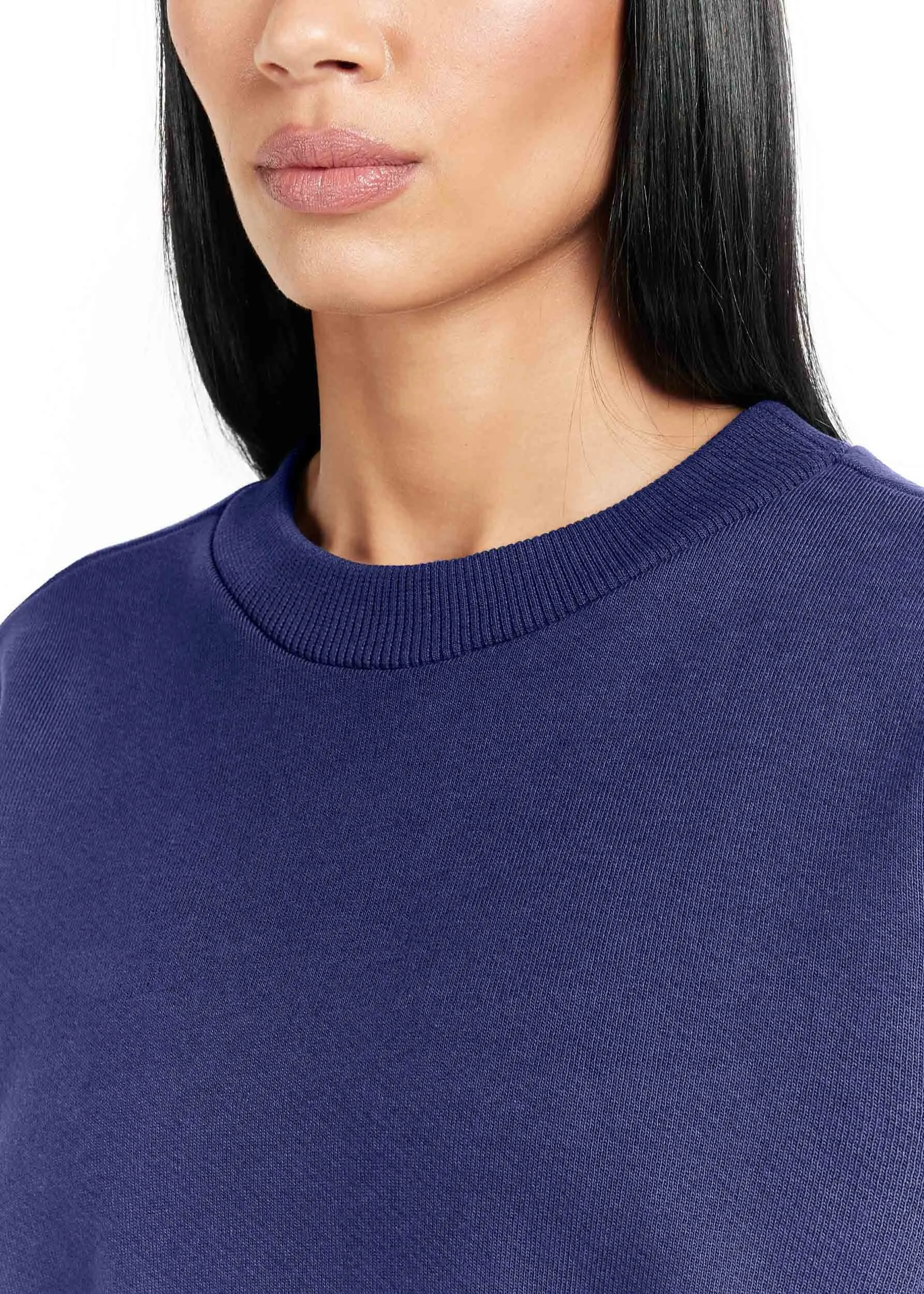 THE GIVING MOVEMENT OVERSIZED SWEATSHIRT