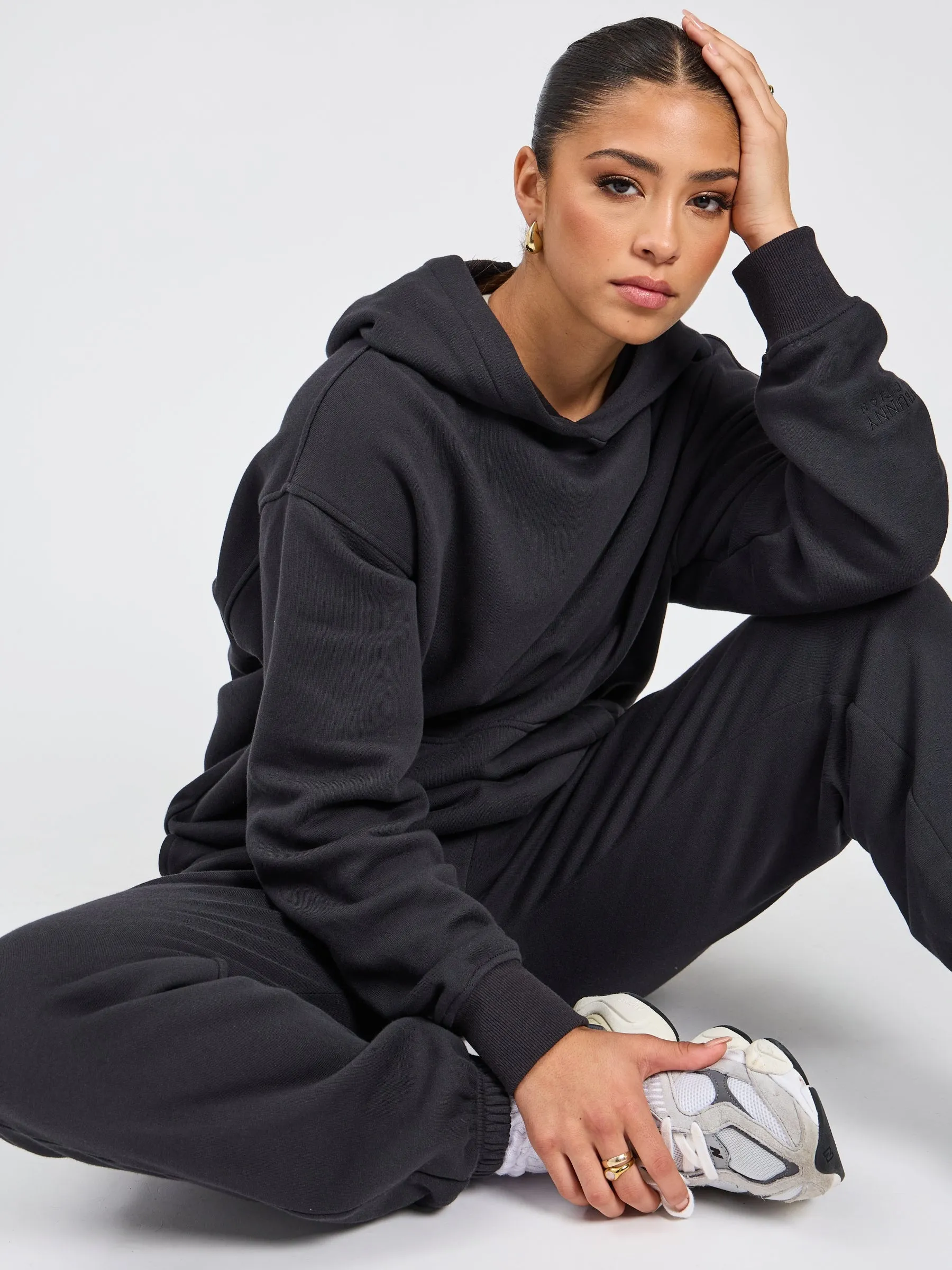 Threads Jogger Sweatpant - Onyx Black