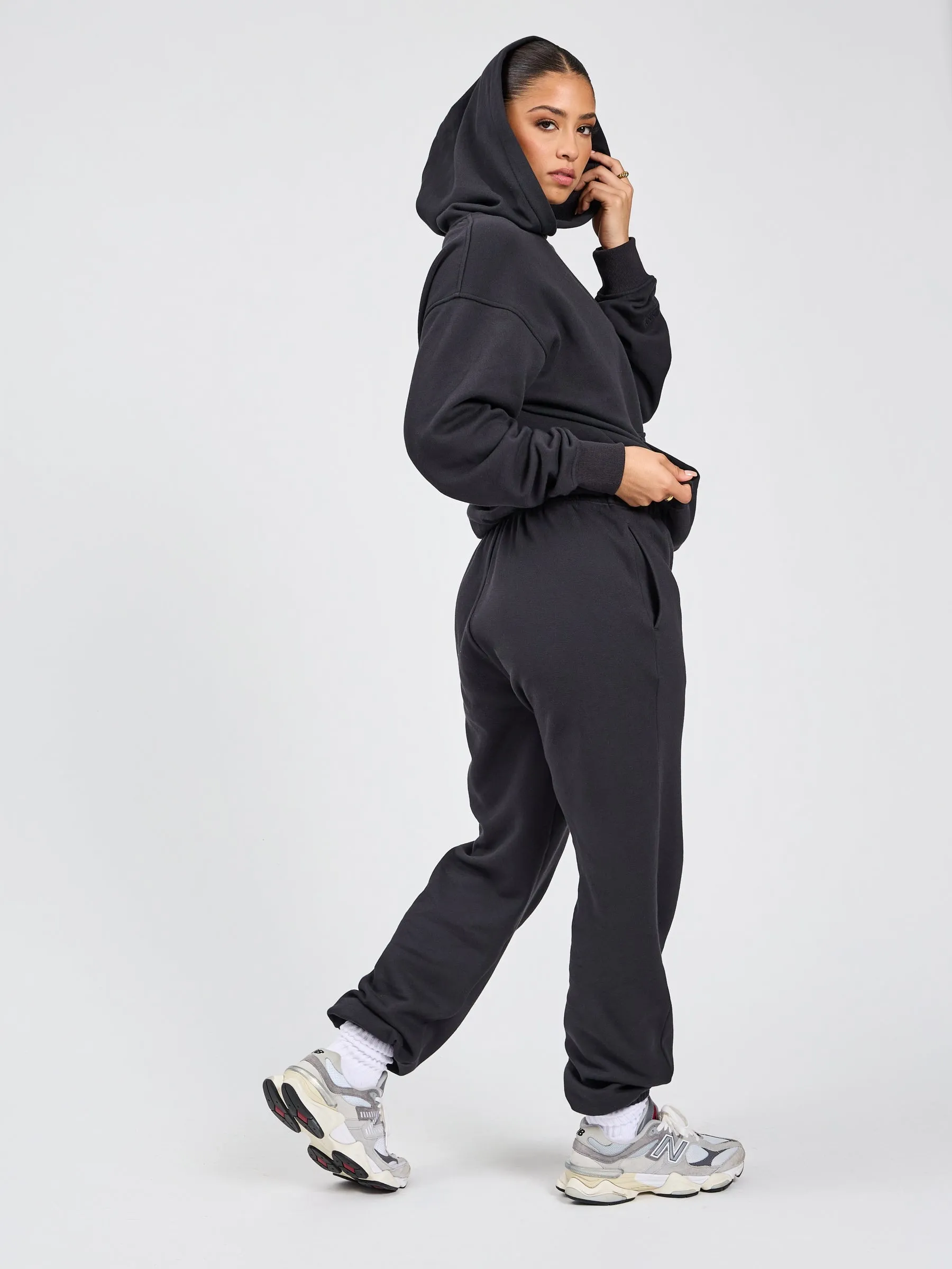 Threads Jogger Sweatpant - Onyx Black