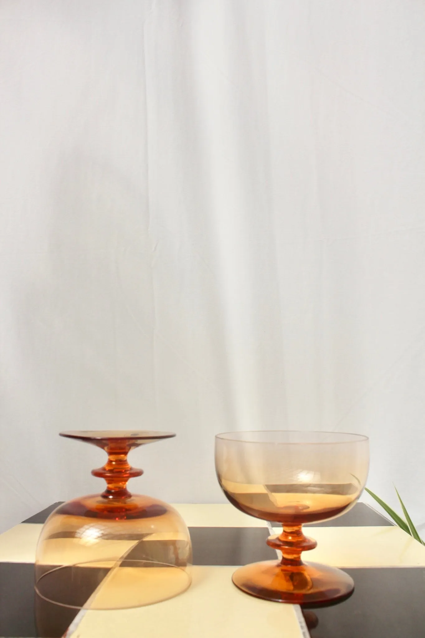 Vintage Marigold Bubble Glasses (4)