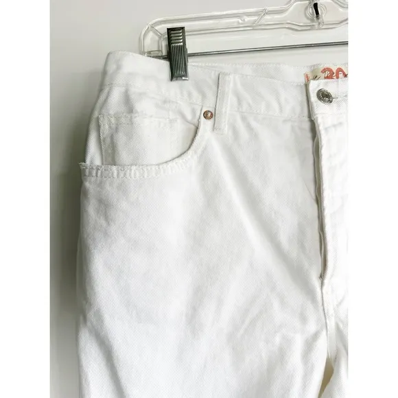 We The Free Maggie Mid Rise Straight Jean  in Optic White Denim Distressed 30